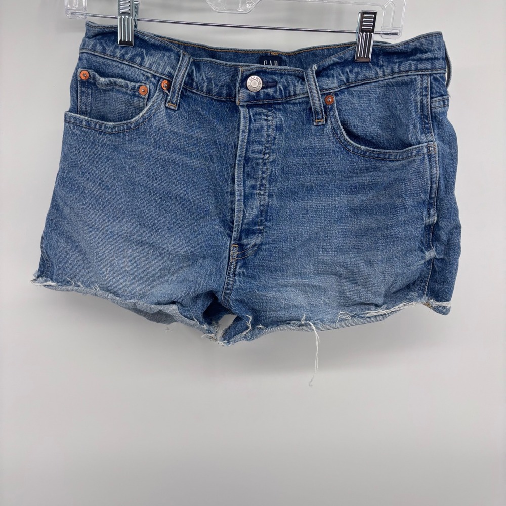 GAP Denim High Rise Mom Jean Shorts Distressed Fray Hem Blue Womens Size 12/31
